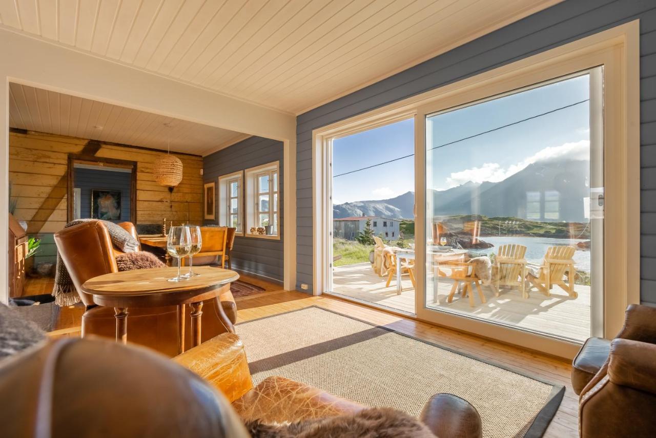 Villa Borgvag - A Unique Seafront Villa In The Heart Of Lofoten Bostad Exterior foto