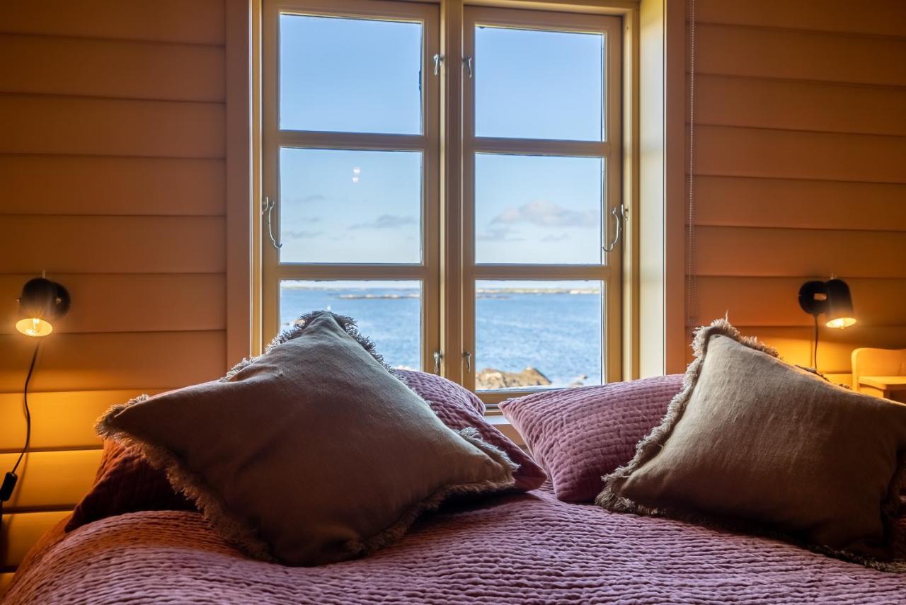 Villa Borgvag - A Unique Seafront Villa In The Heart Of Lofoten Bostad Exterior foto