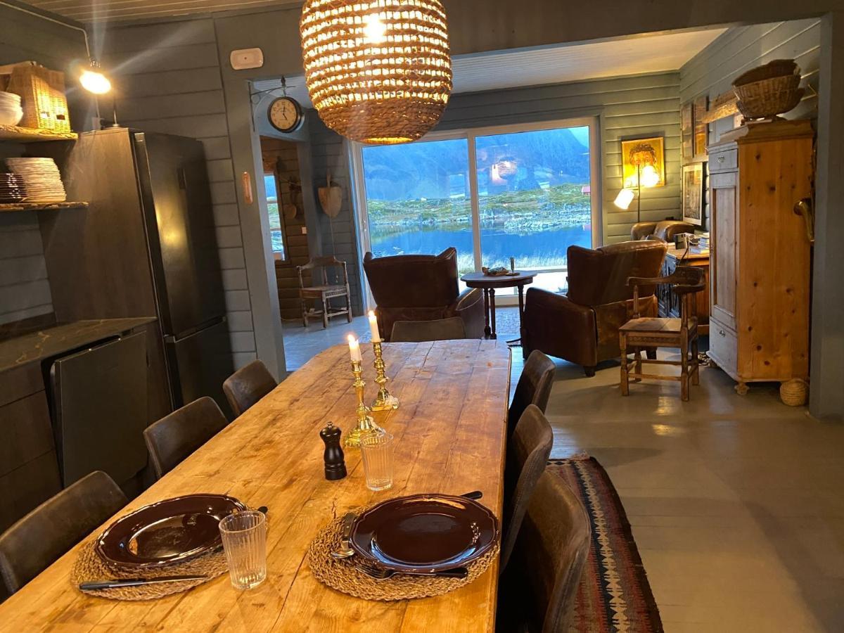 Villa Borgvag - A Unique Seafront Villa In The Heart Of Lofoten Bostad Exterior foto
