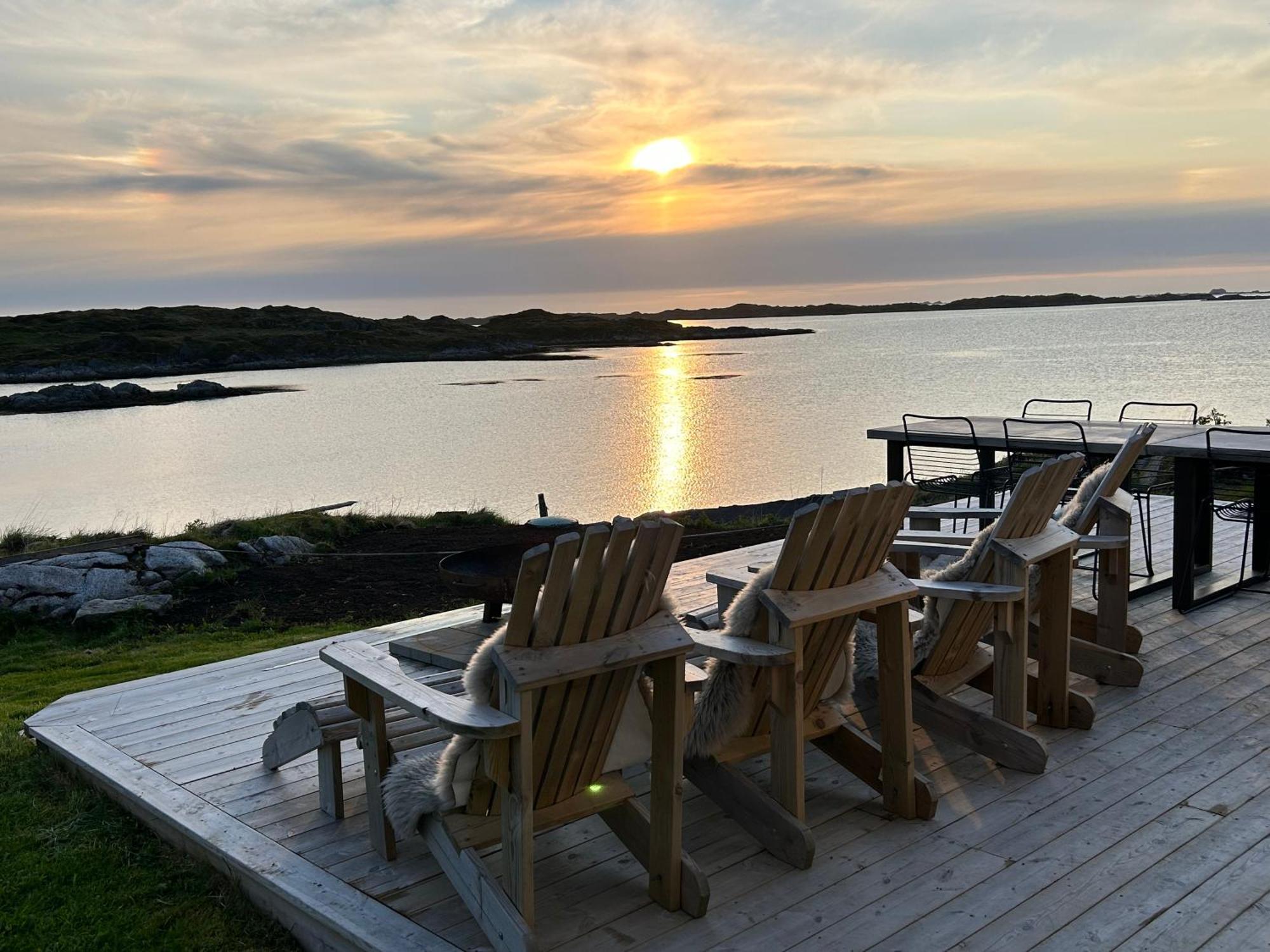 Villa Borgvag - A Unique Seafront Villa In The Heart Of Lofoten Bostad Exterior foto