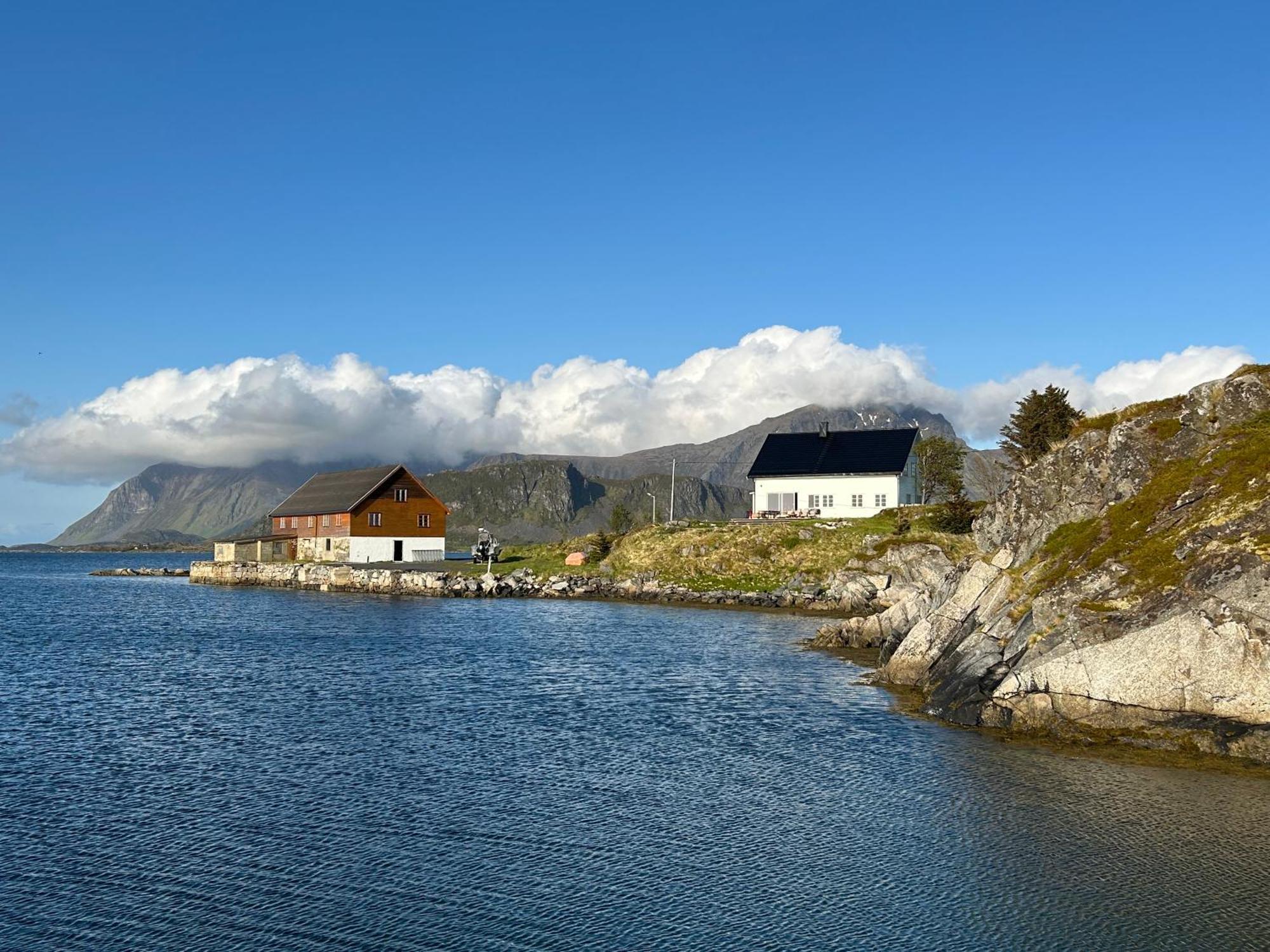 Villa Borgvag - A Unique Seafront Villa In The Heart Of Lofoten Bostad Exterior foto